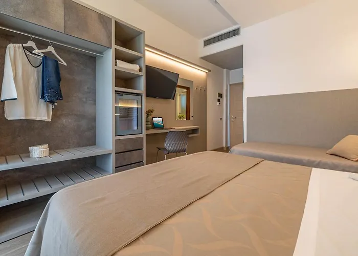 Cavour تْشيزيناتيكو