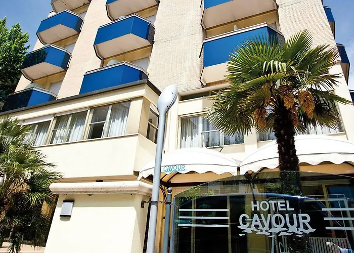 فندق Cavour 3*
