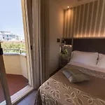 Cavour 3*