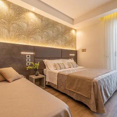 Cavour 3* צ'סנטיקו