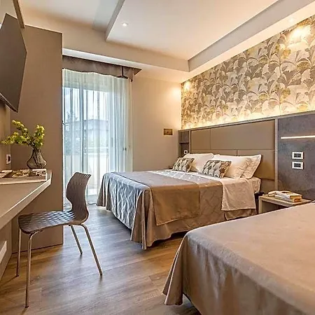 Cavour Ξενοδοχείο