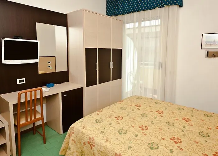 Otel Cavour